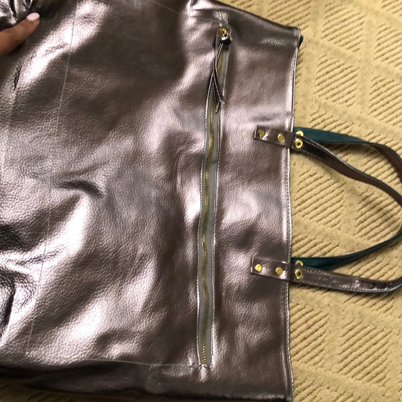 Handbag - Picture 3 of 4